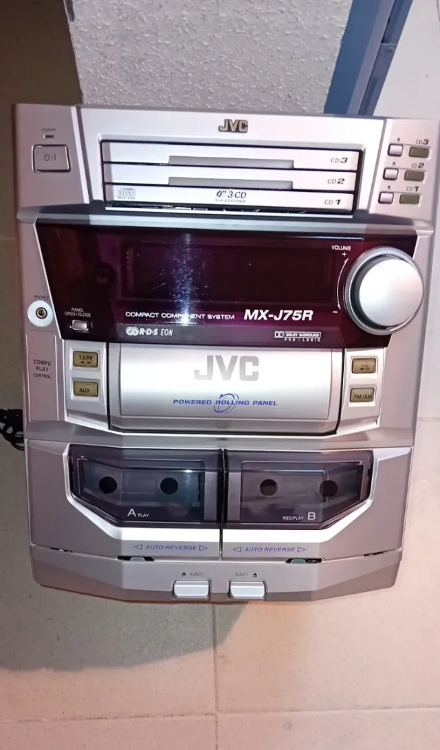 Minicadena JVC Plata CD Doble Cassette MX-J75R