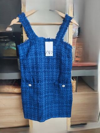 Vestido pichi tweed ZARA algodón botón joya perlas