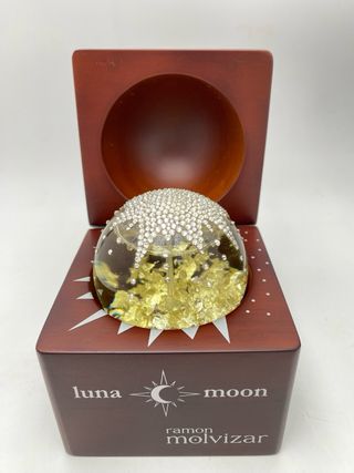 Perfume Ramón Molvizar con oro y Swarovski