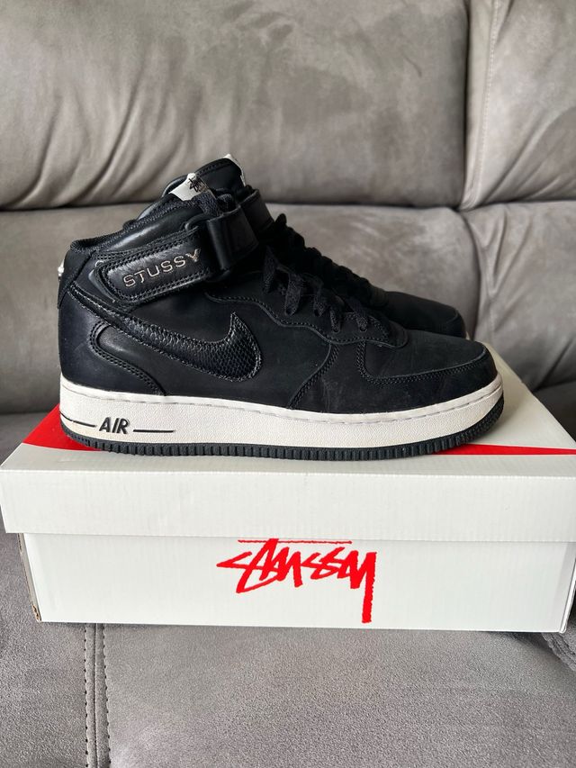 Nike Air Force 1 Mid x Stussy Negro