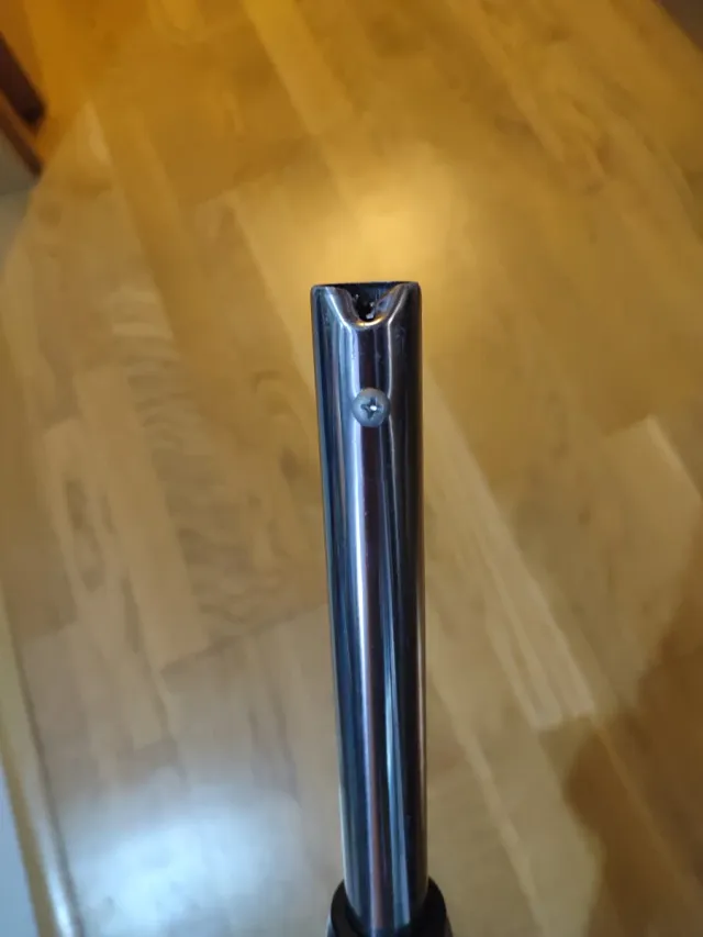 Ventilador de pie Orbegozo negro y plateado