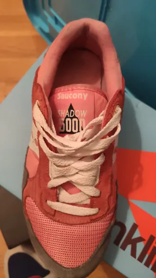 Zapatillas Saucony grises y rosas