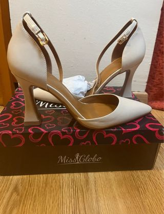 Scarpe eleganti tacco Miss Globo beige