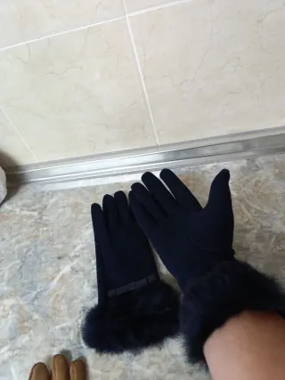 Guantes de señora con pelo y lazo