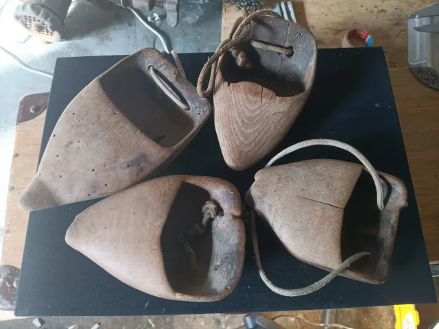 4 Herramientas de Madera para Sembrar antiguas