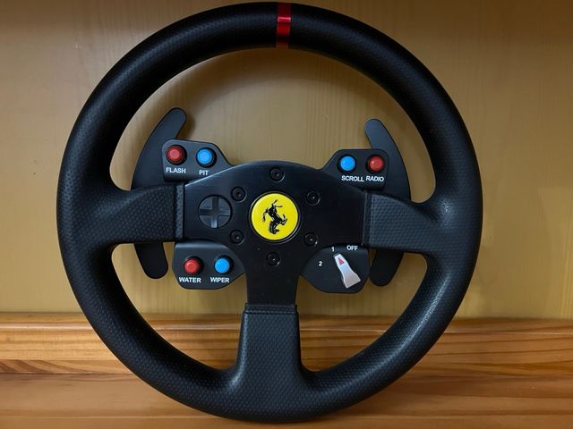 Volante Thrustmaster Ferrari GTE 458 Simracing