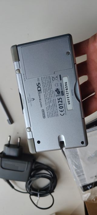 Nintendo DS Lite silver con scatola