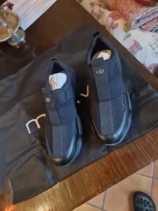 Scarpe donna Motivi nere