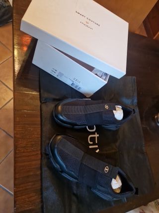 Scarpe donna Motivi nere