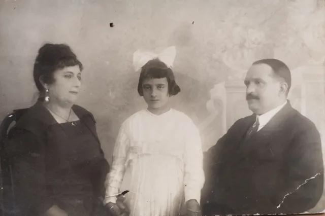 Lote fotografías antiguas familia principios s. XX