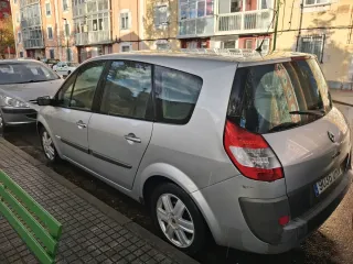 Renault Grand Scenic 2005