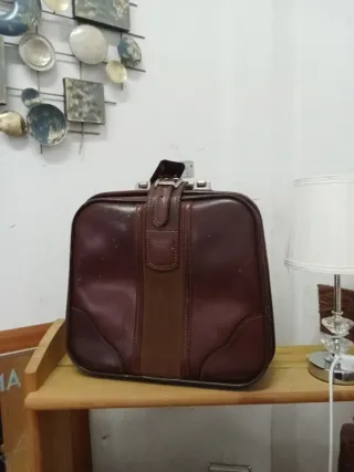 Maletín vintage de mano
