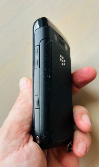 BlackBerry Bold 9780 Negro