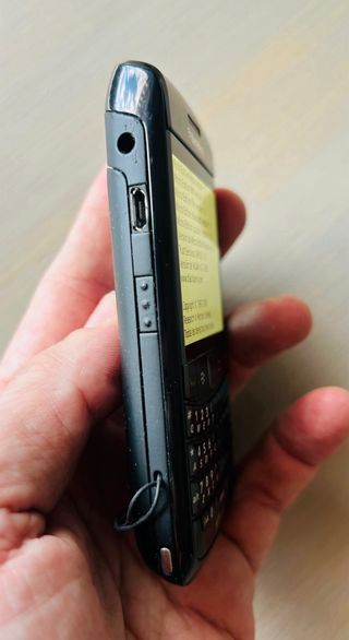 BlackBerry Bold 9780 Negro