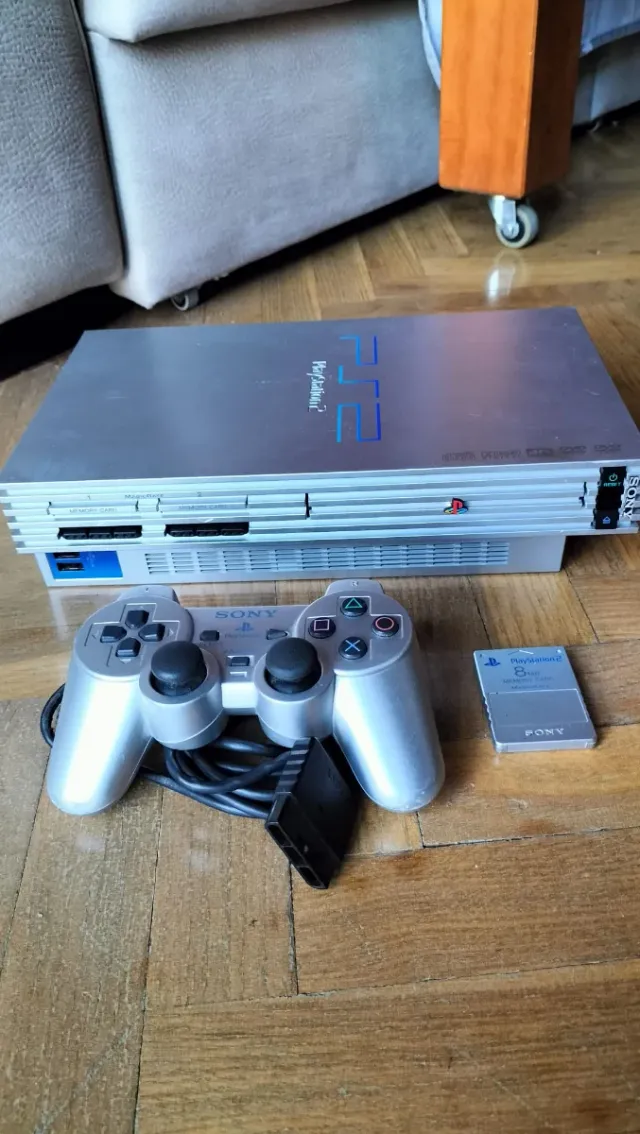 Consola PS2 Fat Silver SCPH-50004
