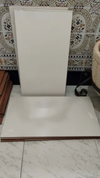 Retales azulejos Vives y más . Lote o sueltos