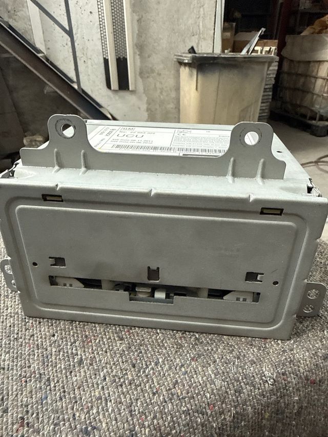 Radio CD UCU GM 22 883 322 Opel Astra J