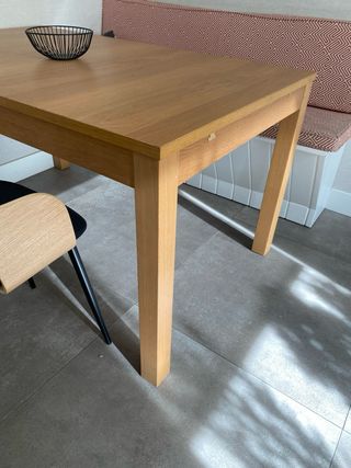 Mesa de comedor Ikea madera