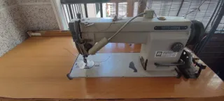 Máquina de coser Mitsubishi baja de aparar