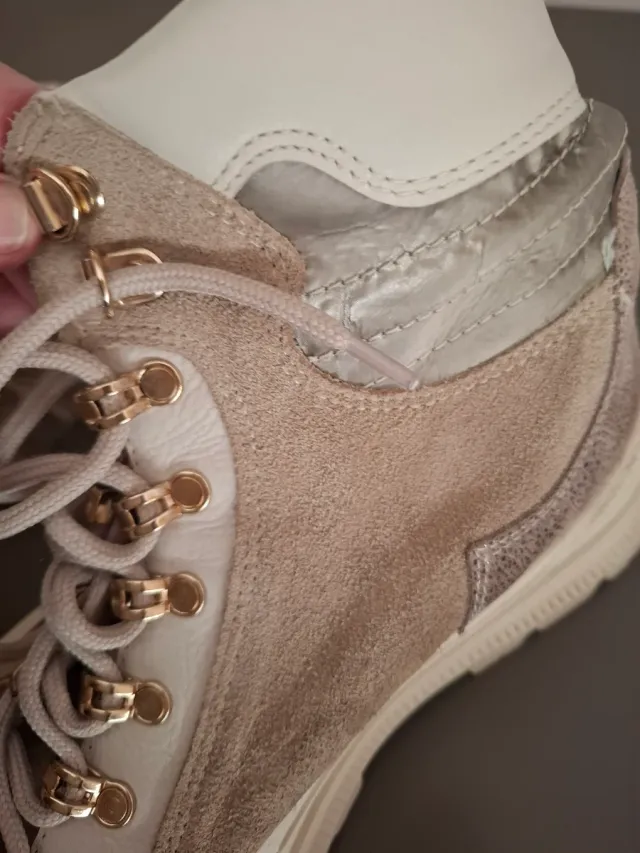 Botas Ovyé Beige Talla 39