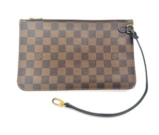 Louis Vuitton Pochette Marrón y Dorada