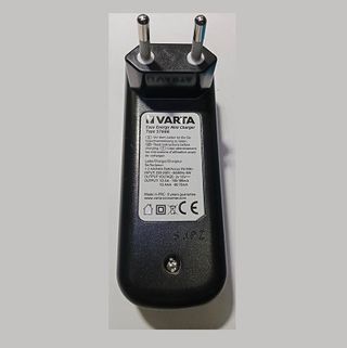 Caricabatterie Varta