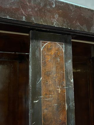 Antiguo gran armario modernista