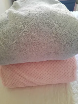 Mantas cubrecamas o plaids para camas 135/ 150cm L
