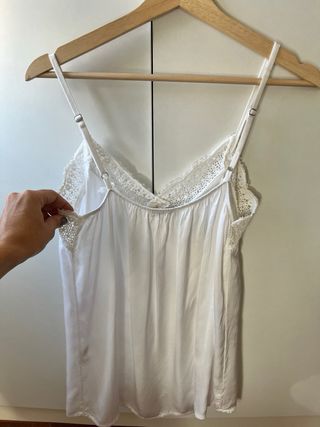 Camiseta tirantes encaje blanco