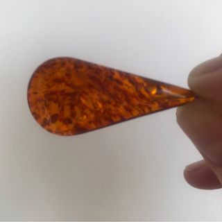 Conjunto Ámbar y Plata: Pendientes y Colgante