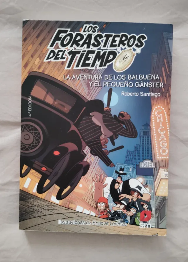 Libros 1 y 5 de forasteros del tiempo.