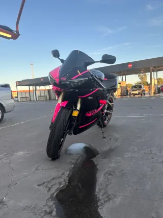 Yamaha R6