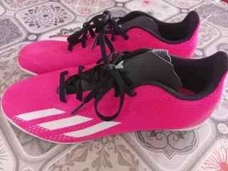 Zapatillas Fútbol Sala Adidas Rosa.