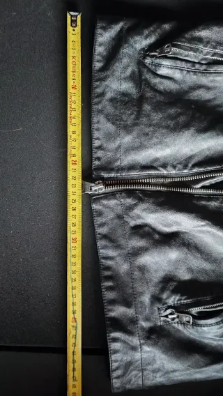 Cazadora hombre negra marca celopman