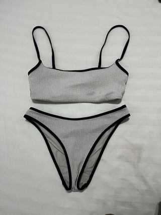 Bikini H&M Talla S/36 Blanco y Negro