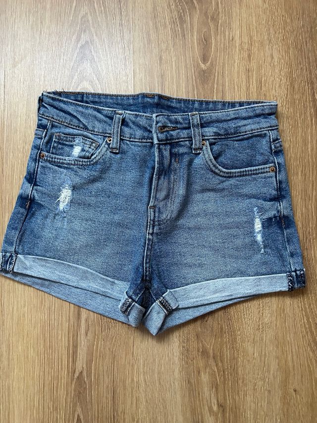 Shorts vaqueros desgastados
