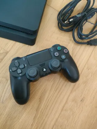 Ps4 Slim 1tb Negra + Mando y Cables