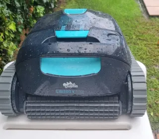 Robot Limpiafondos Dolphin Liberty 300