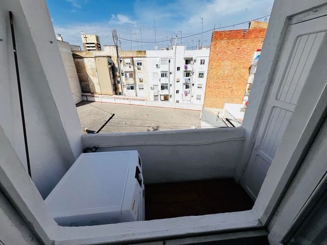 HABITACION EN XIRIVELLA