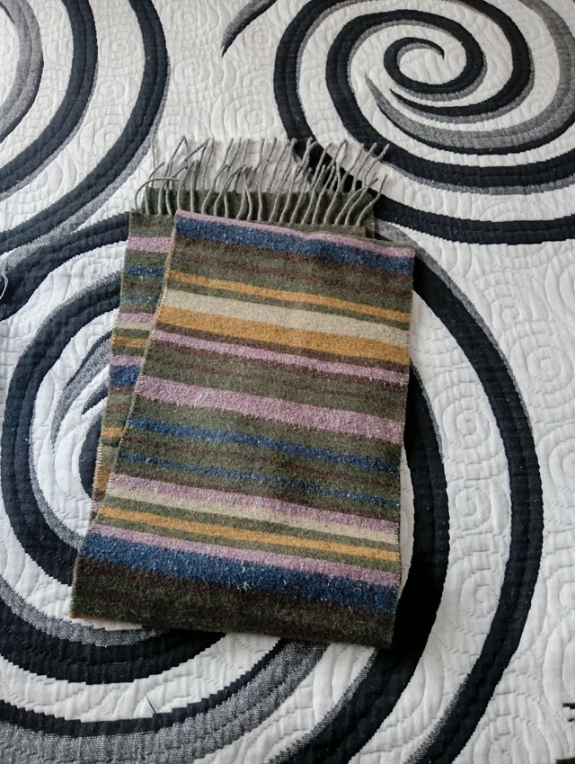 Regalo bufanda con una compra de mi perfil.