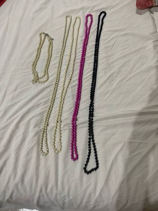 Collane perle bianche, rosa e nere