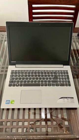 Portátil Lenovo Core i3 15.6”