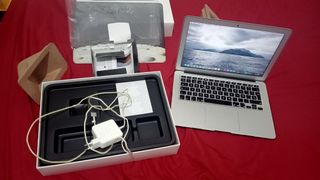 MacBook Air 2017 Plata como nueva.