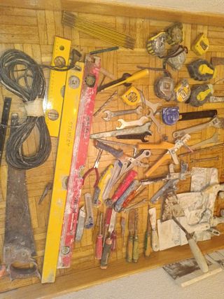 Lote de herramientas de construcción
