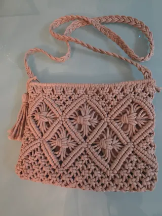 Borsa tracolla boema in macramè beige