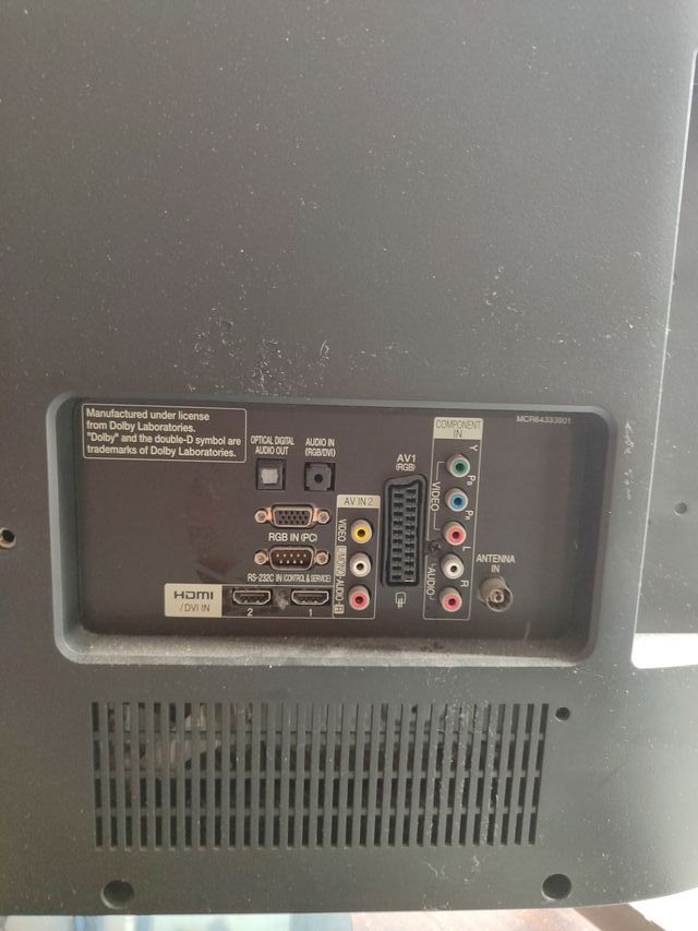 TV LG 37LK450 para piezas (no enciende)