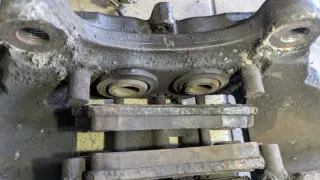 Travagem Brembo 17Z Traseira 4 pistões