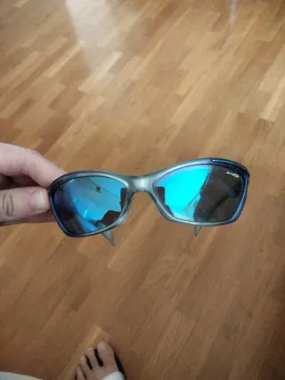 Gafas de sol Arnette azules y grises