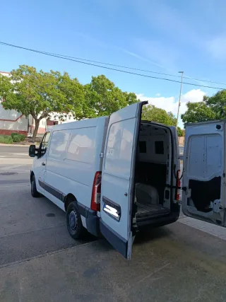 Alquiler de furgoneta sin conductor