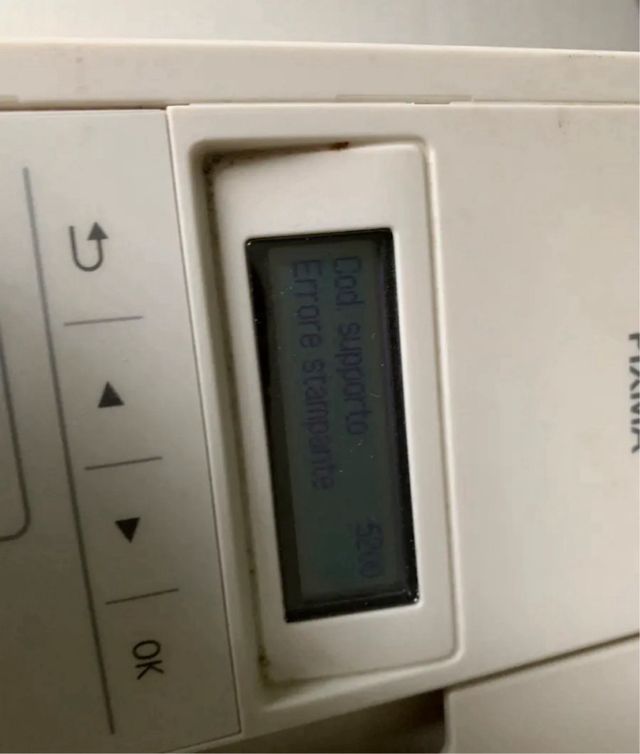 Monitor, stampante Wi-Fi, tastiera, casse